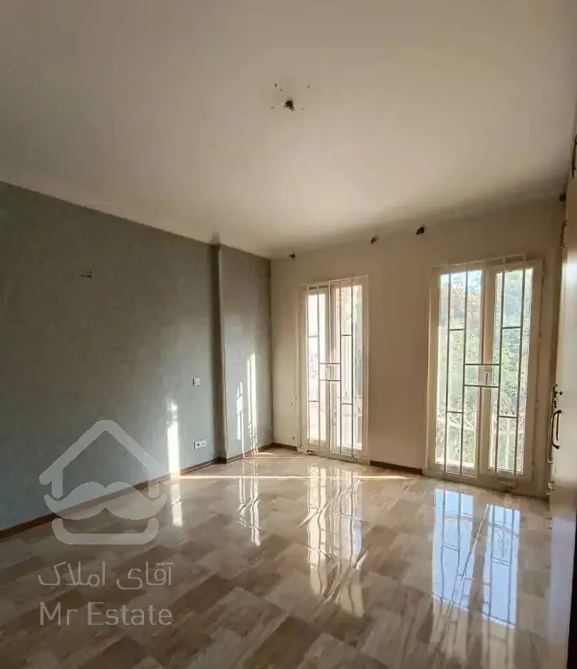 آپارتمان ۱۳۵ متری/۳ خواب/دربند/فروش فوری زیر قیمت