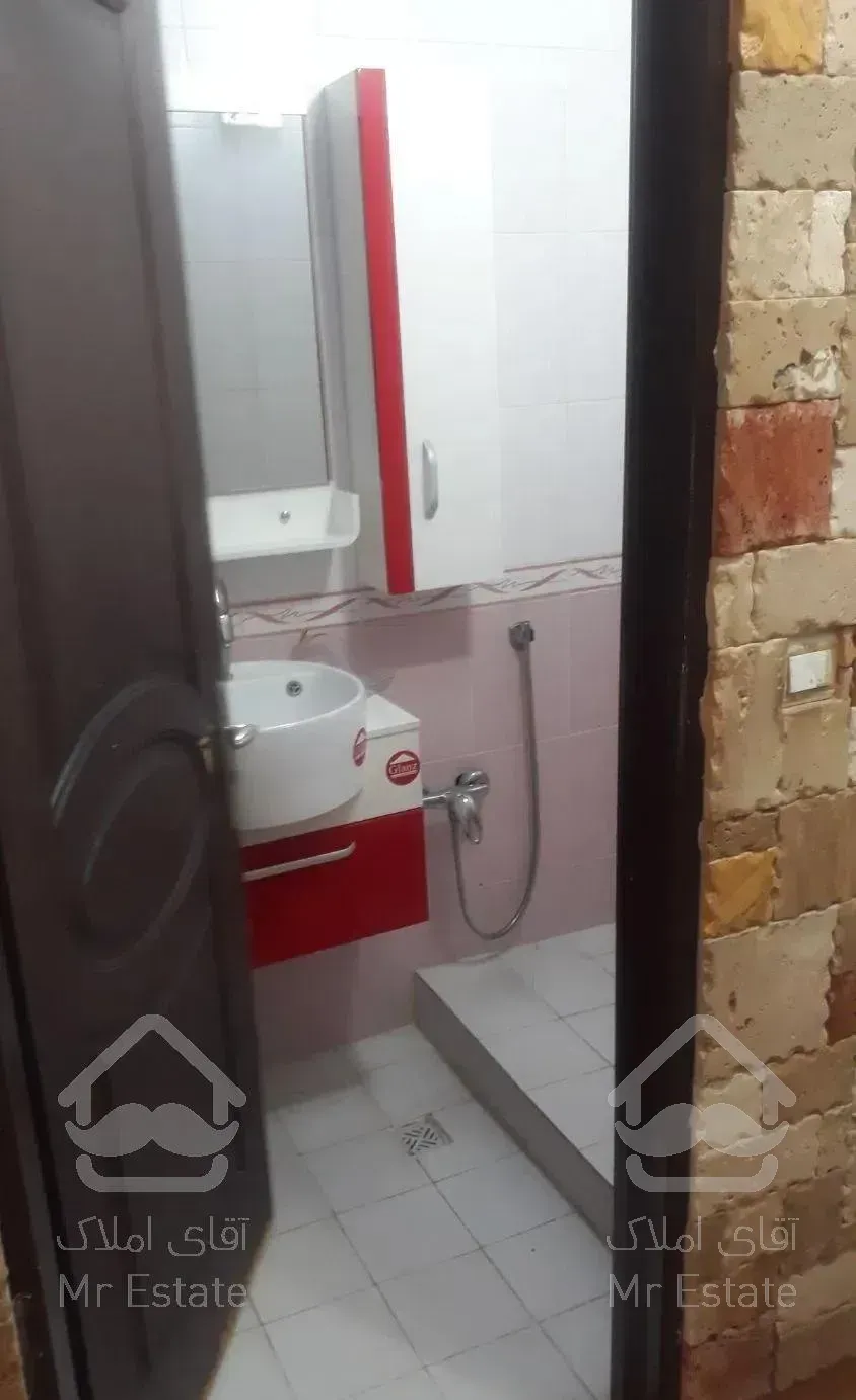 ۱۲۰ متر طبقه آخر کوی رحمانی