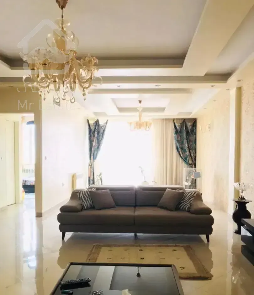 ۱۳۵ متر میرداماد سه خواب شیک وبسیار خوش نقشه