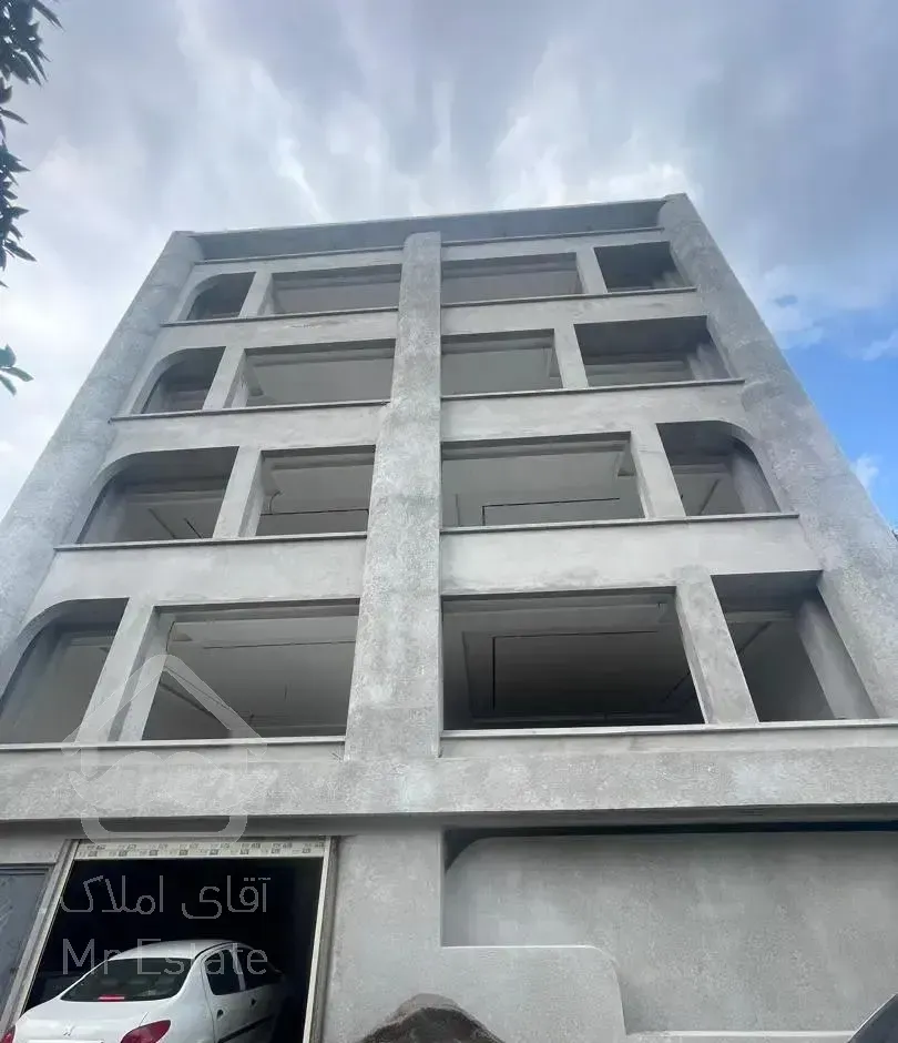 آپارتمان نوساز خوش نقشه 130متری واقع در جانبازان