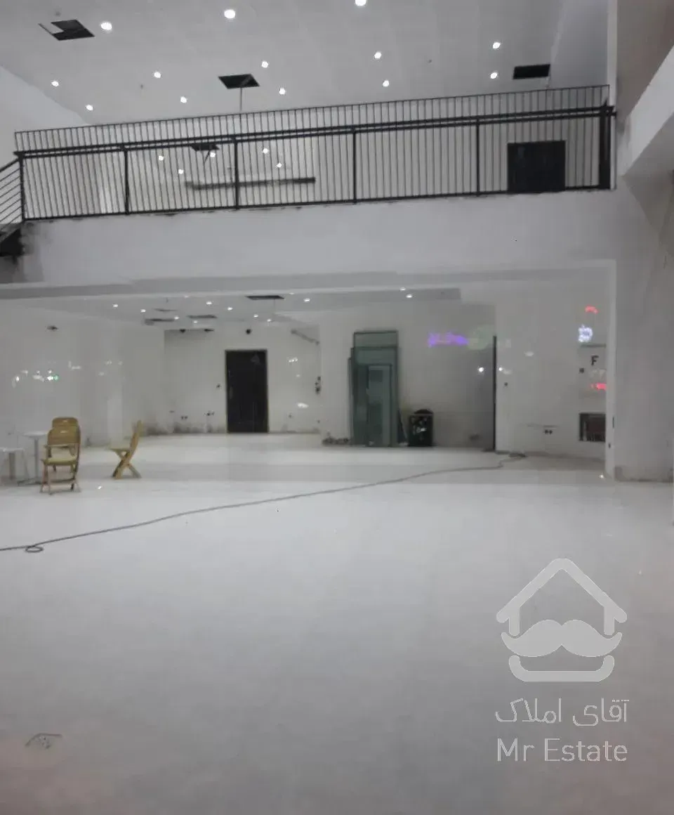 350متر متر تجاری داخل گذر اصلی