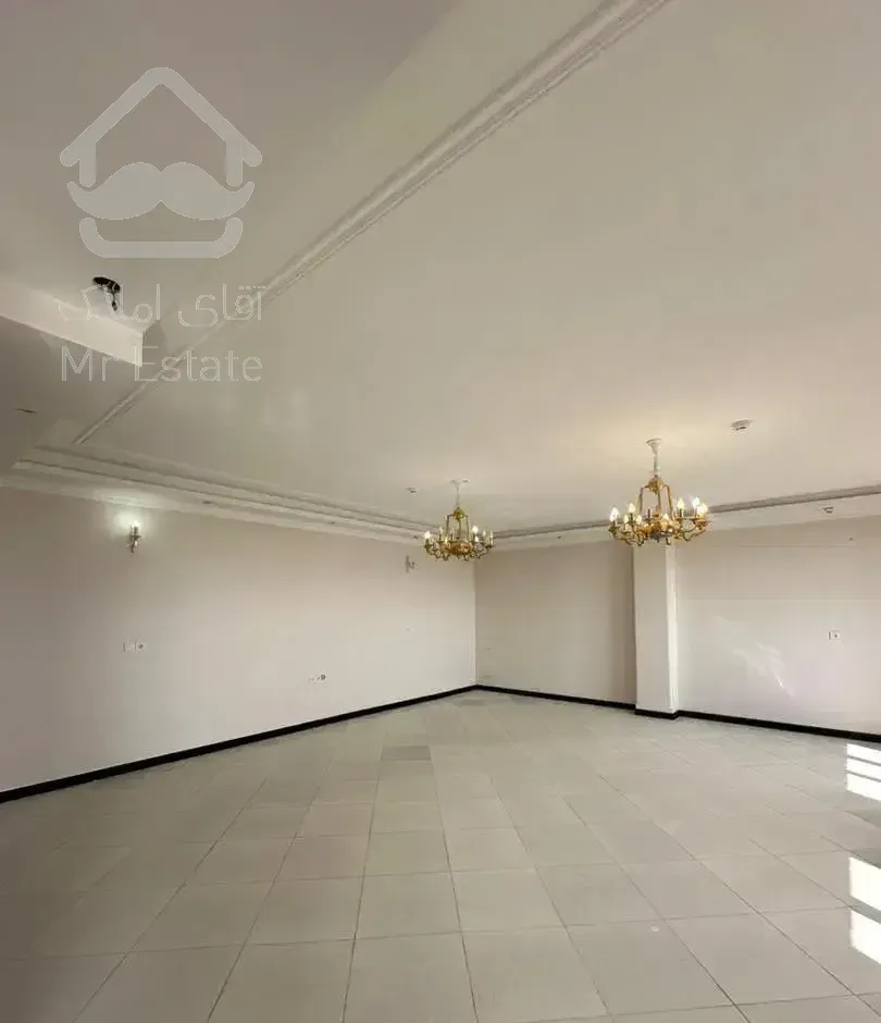 فروش آپارتمان/175 متر/بلوار ورزش/دو نبش