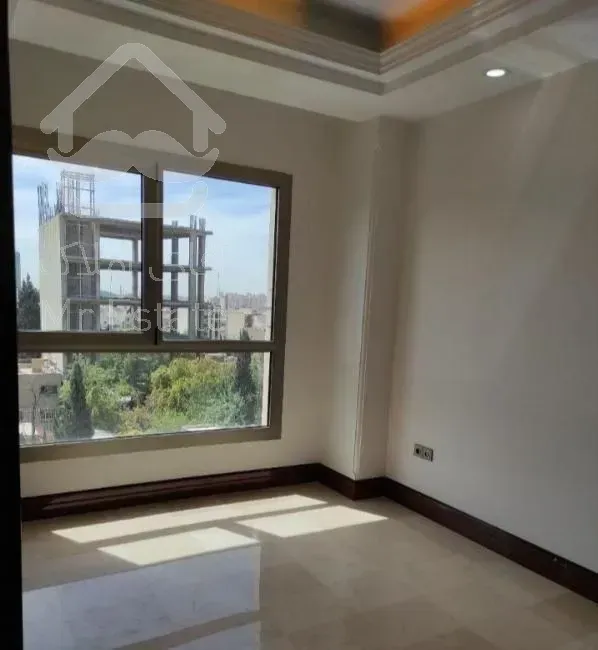 ۱۱۰ متر۳ خوابه فول /نوساز/ حیاط خلوت/میدان بریانک