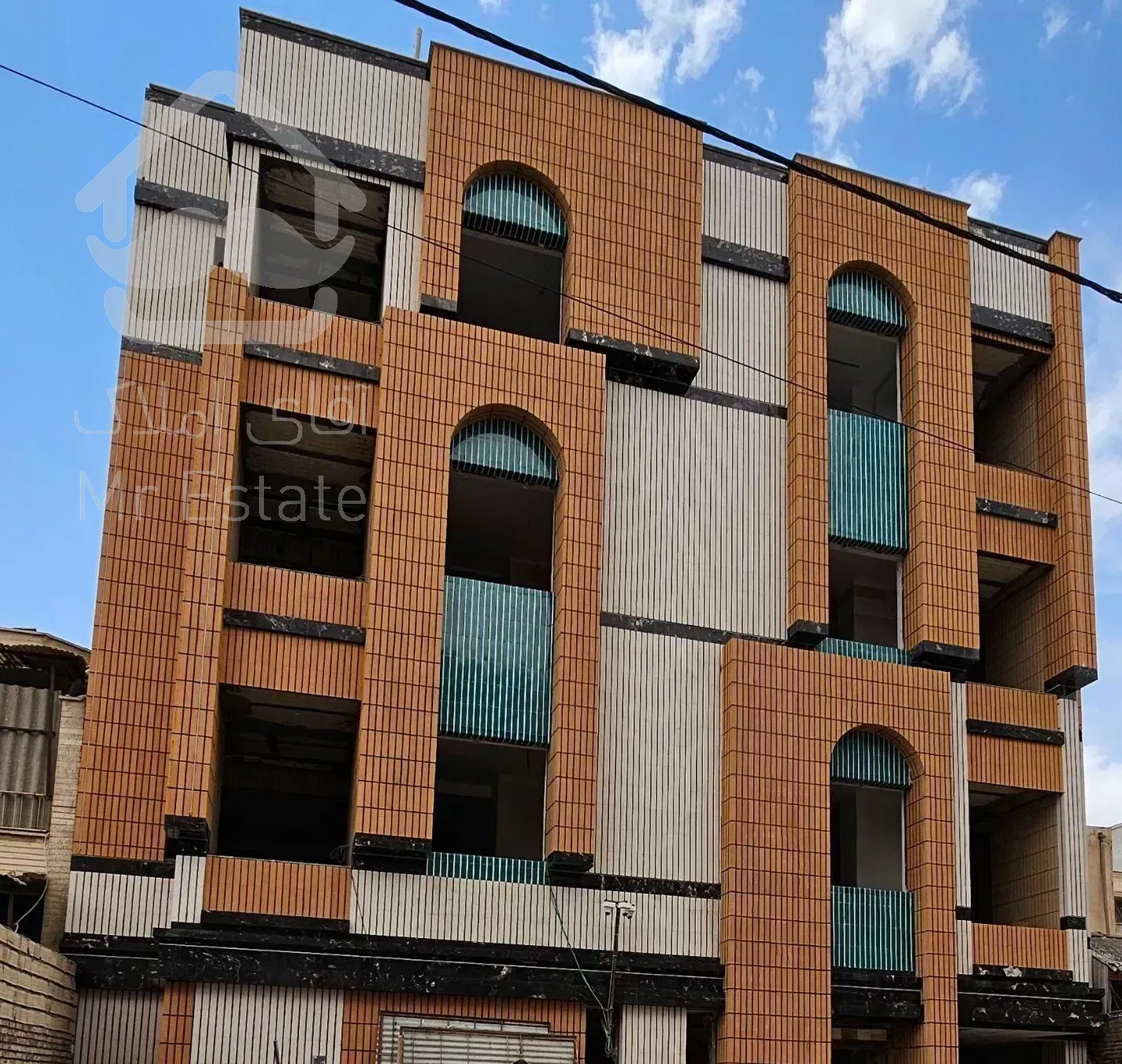 واحد لاکچری در پارک معلم