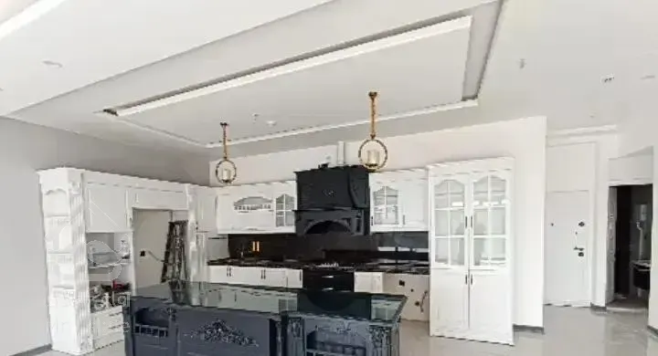 آپارتمان ۱۴۵ متری اقبال ۱/دونبش تمام نور