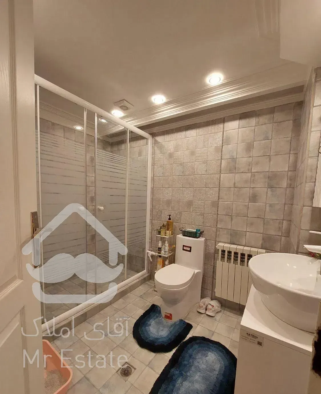 آپارتمان ۱۶۰ متر سه خواب فول بازسازی