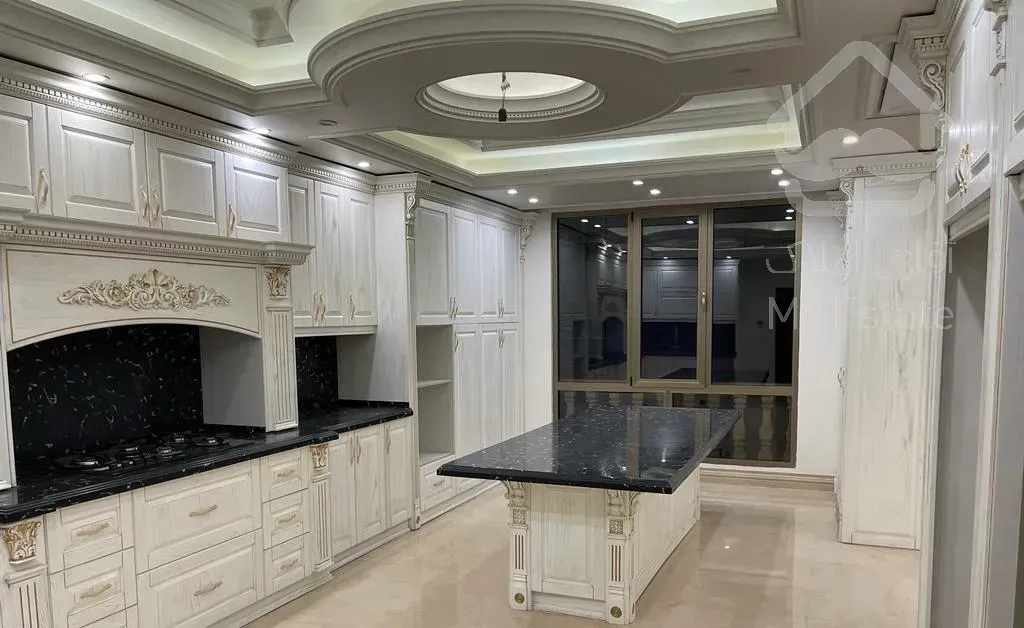 155متر سه خواب آجودانیه پارکینگ 2عدد