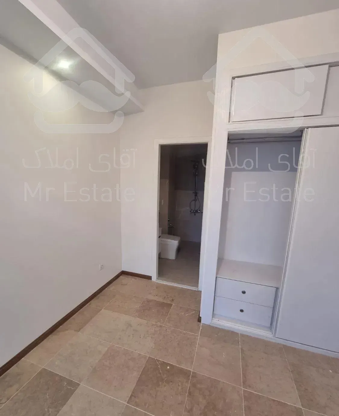 اپارتمان ۱۲۰ متری  تک واحدی بدون دیوار مشترک