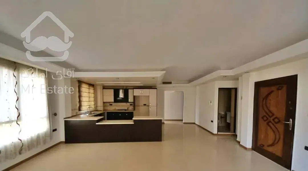 ۱۰۵ متر تک واحدی سه جهت نور