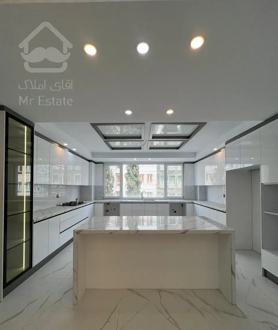 ۱۰۱متر/آلاله شرقی/۲خواب/فول/کوچه های نیلوفر