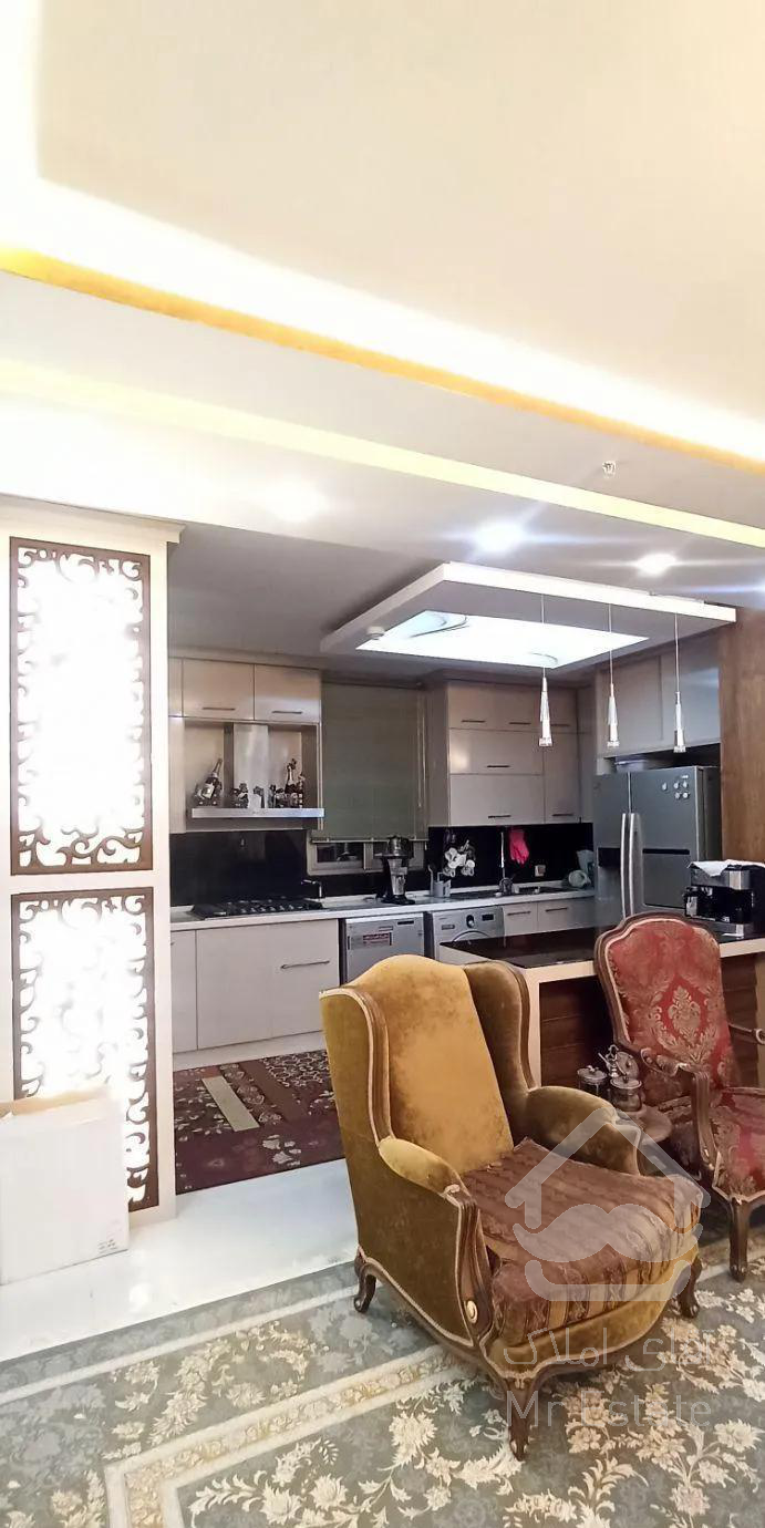 آپارتمان / 116 متری / دو خوابه