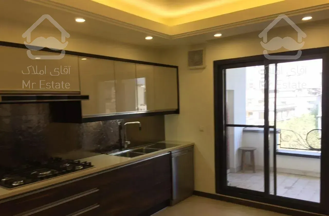 ۱۰۰متر حکمت غربی مجتمع