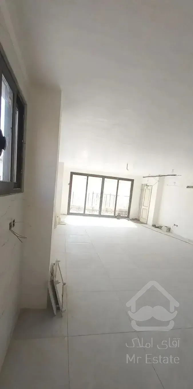 ۱۲۵متری/۳خواب /۳بر نورگیر/