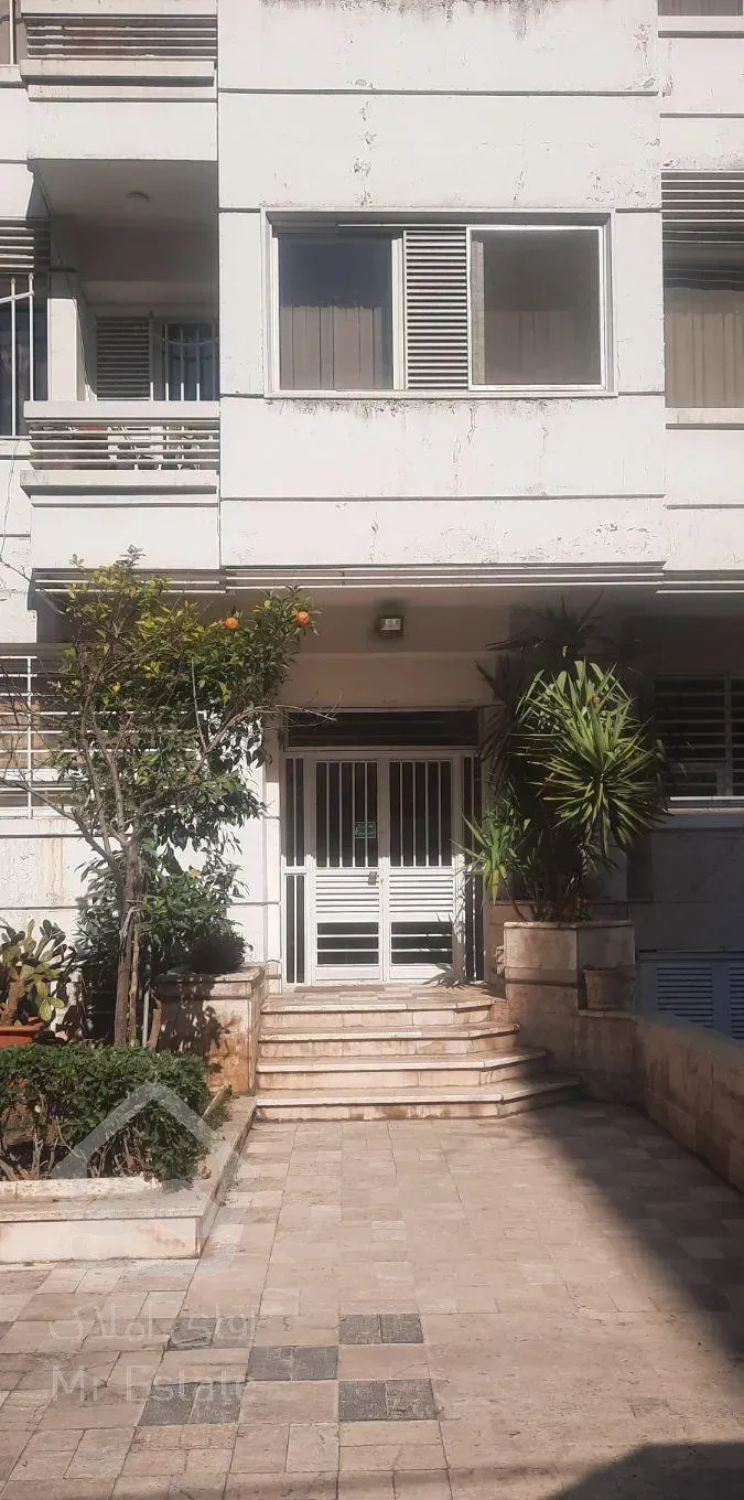 سهروردی شمالی ۱۰۰ متر  ۲ خوابه  شیک