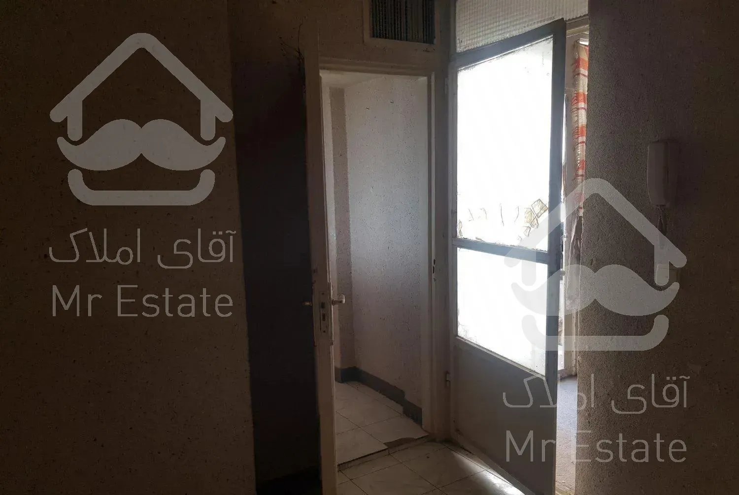 آپاتمان ۳۱ متر واقع در طالاقانی کوچه سمیه