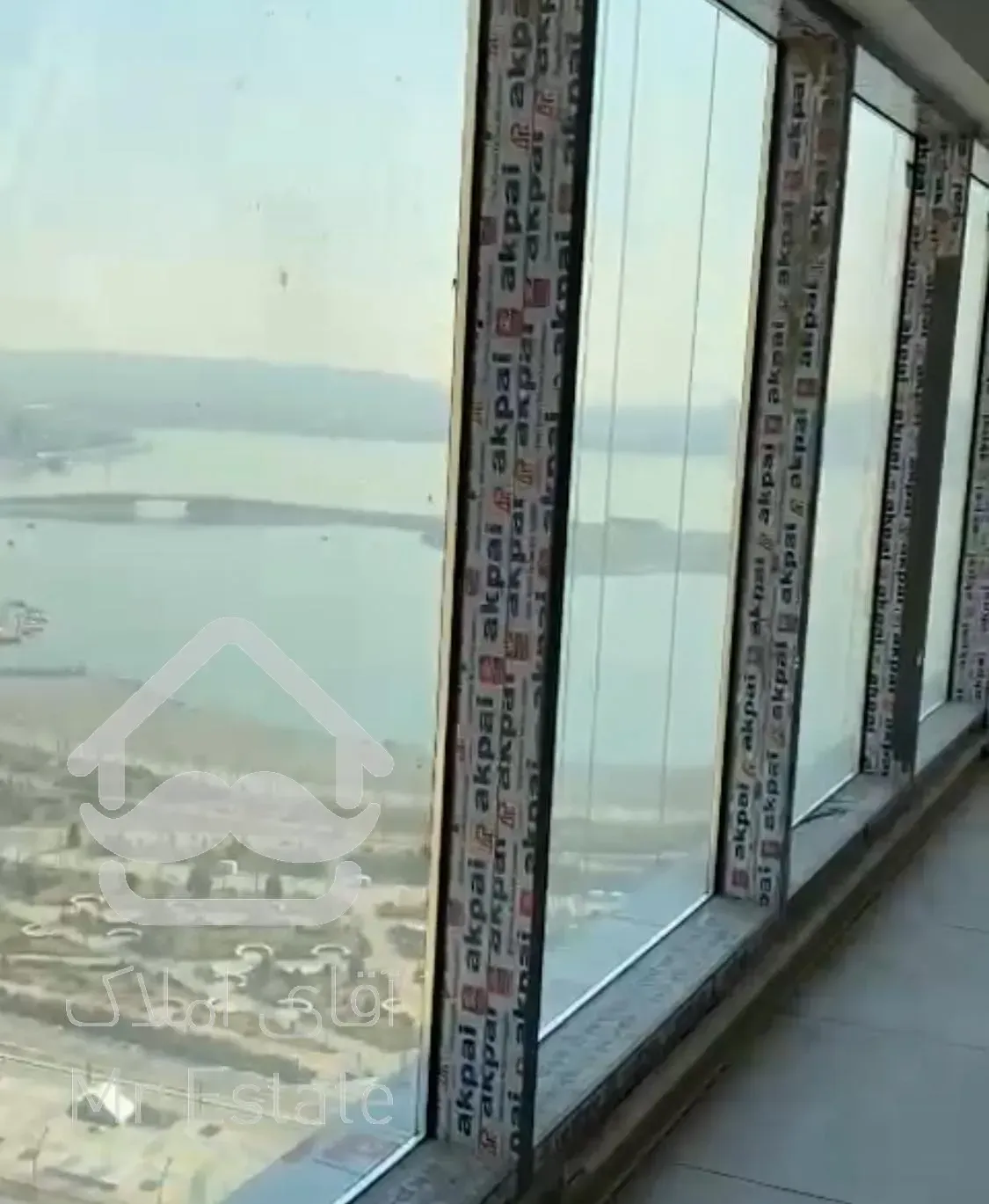 واحد اداری ۱۰۵ متری در برج آرتمیس (میدان ساحل)