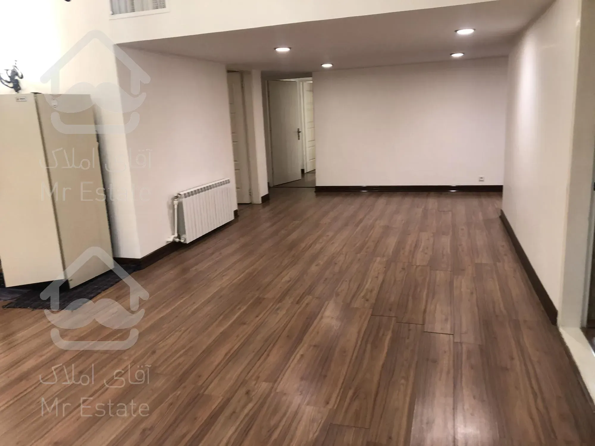 رهن و اجاره ویلا ۲۲۰ متری ۳ خوابه ۴۰۰ متر حیاط اختصاصی