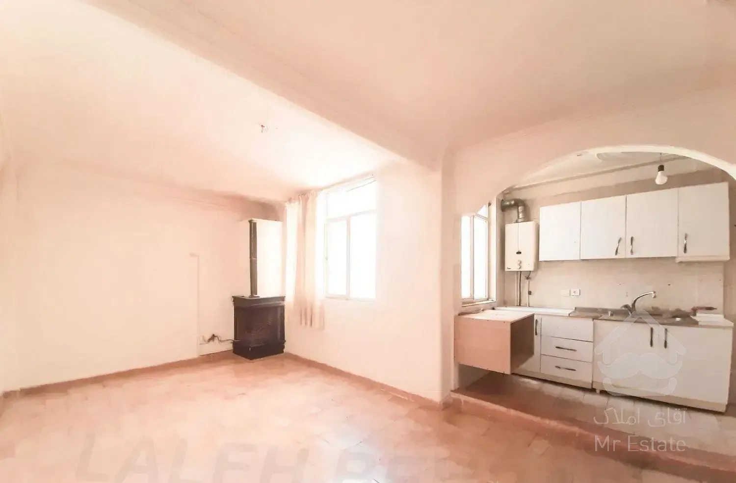 آپارتمان/۶۶ متر/ ۲ خوابه/ تک واحدی/ تاپ لوکیشن