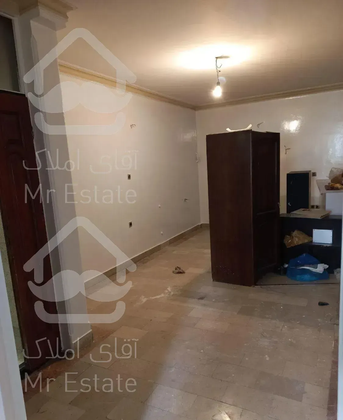 میدان ولیعصر ۵۶ متر باامکانات