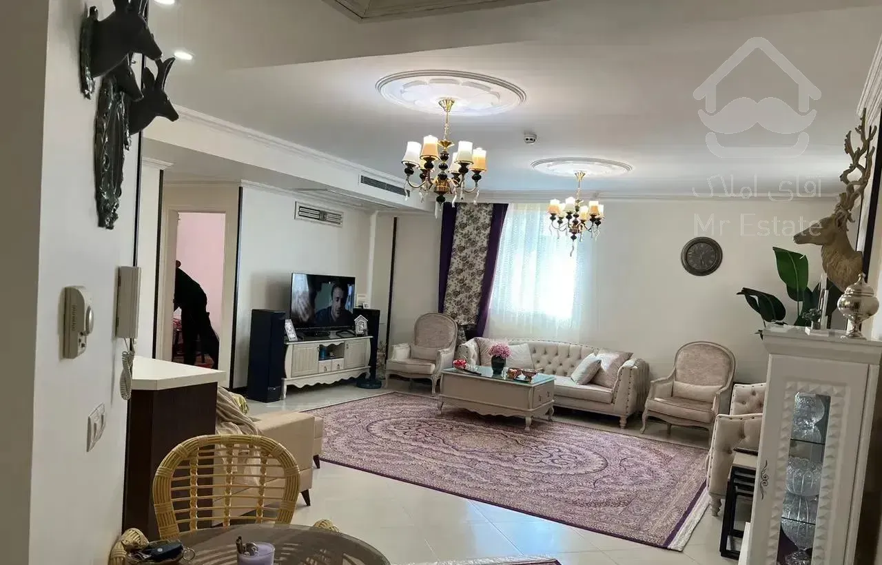 111 متر برج آسمان دریاچه طبقه آخر دید 3 جهت