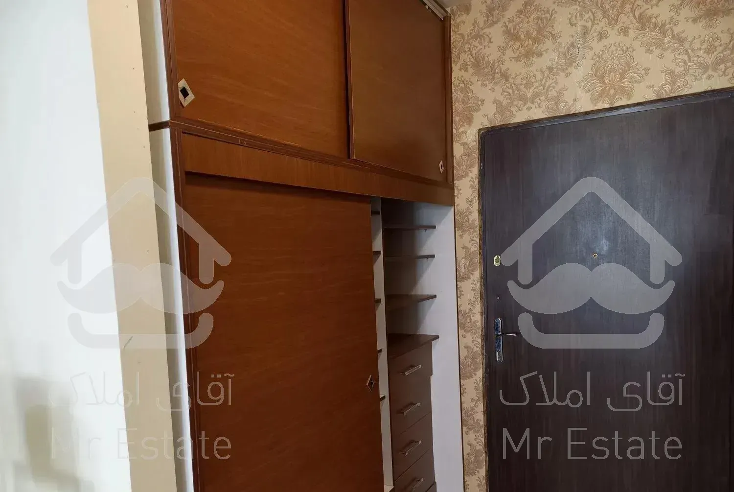 آپارتمان ۱۴۴متری /۲  خواب/خوش نقشه/ دریاچه چیتگر