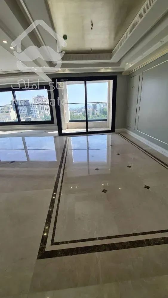 ۳۳۰ متر برج باغ زعفرانیه