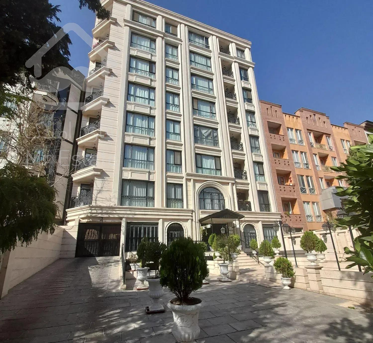 فروش واحد مسکونی/104متر/فول امکانات سعادت آباد