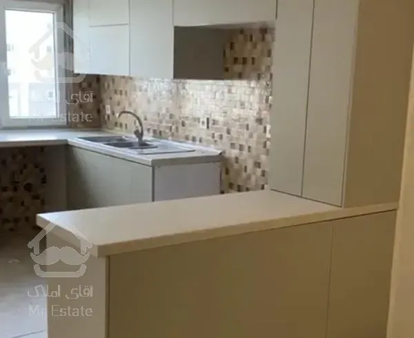 80 متر یک خواب کلید نخورده فول امکانات