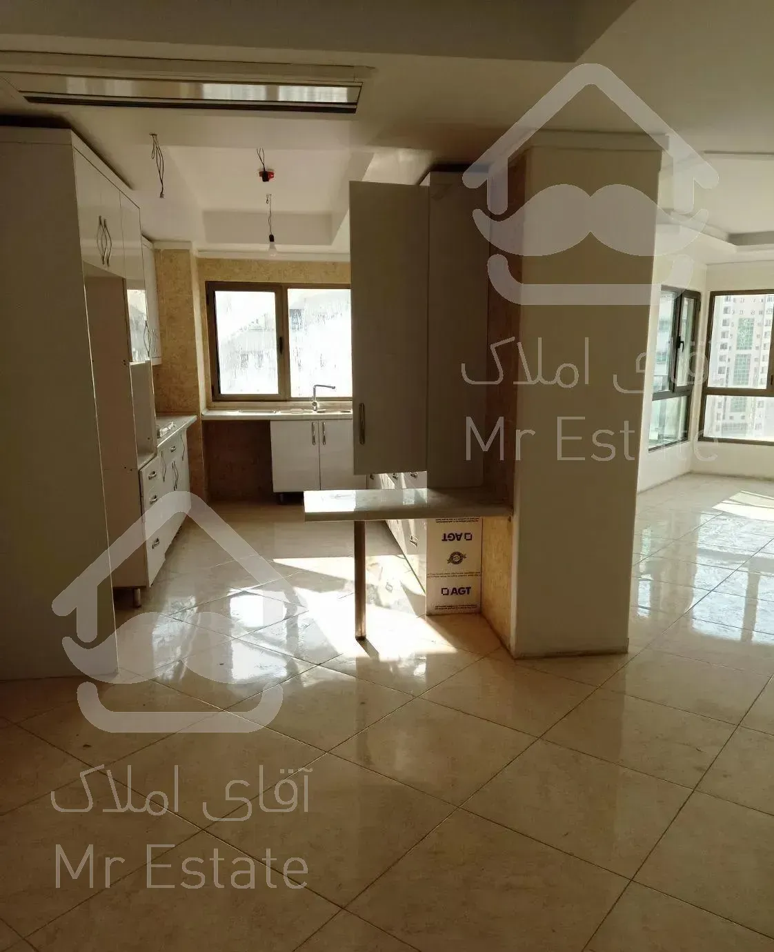 150متر /غرق نور/لابی شیک و مجلل/تراس قابل چیدمان