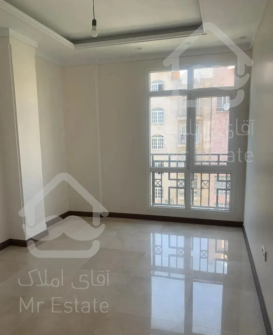 ١٢٨متر ٣ خواب/شیخ بهائى/٤سال ساخت