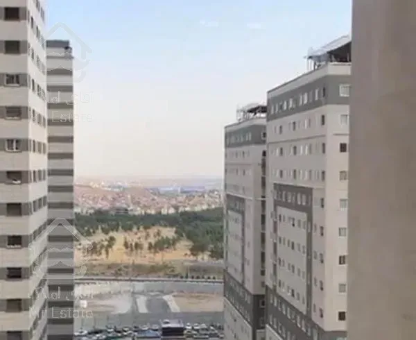 رهن و اجاره کوهک چیتگر ۸۰ متری یک خوابه ۲ تراس