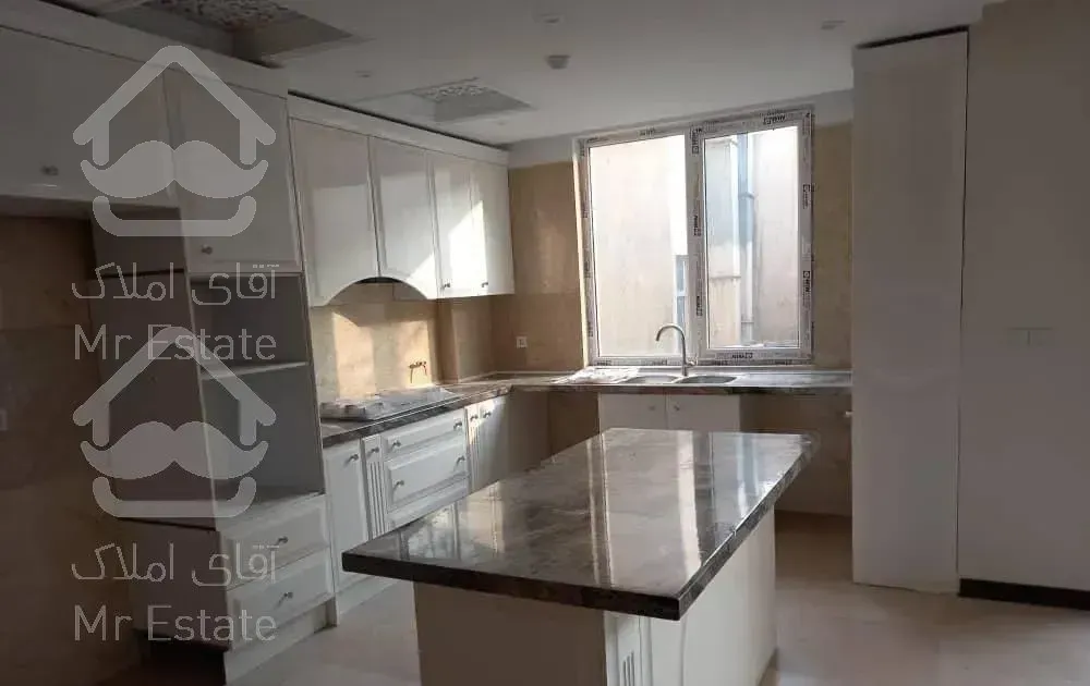 ۹۲ متر ۲ خواب در سهروردی شمالی بالای عباس اباد