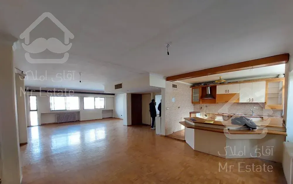 ۱۷۵ متر (قدر سهم ارزنده)