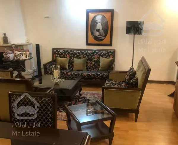 ۱۱۰ متر/خوش نقشه/فول مشاعات/بلوار ۲۴ متری