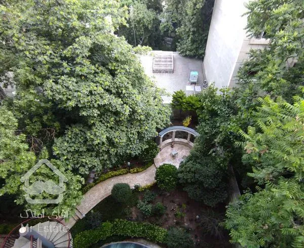 ۱۵۰متر باغ فردوس/ ویو ابدی/ فول امکانات/ ۲پارکینگ