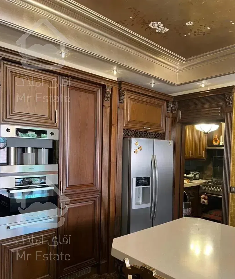 آپارتمان ۳۱۵متر ، ۴خ ،۶ ساله فرمانیه