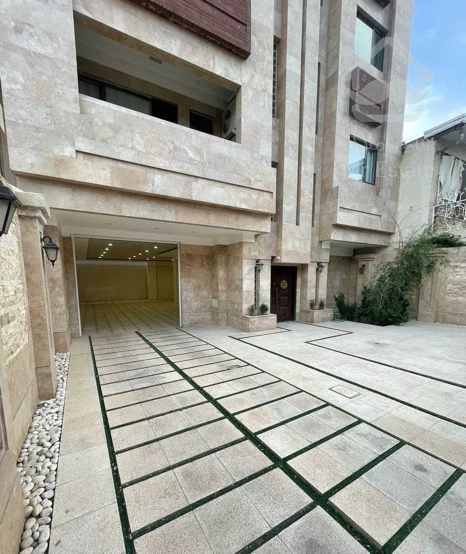 فروش/معاوضه آپارتمان ۱۵۰ متری میدان آزادی