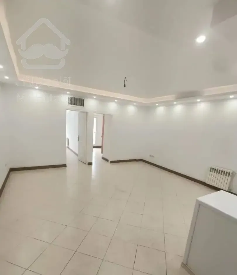 قیمت ویژه/دو خوابه/۸۲متر/۱۰ساله