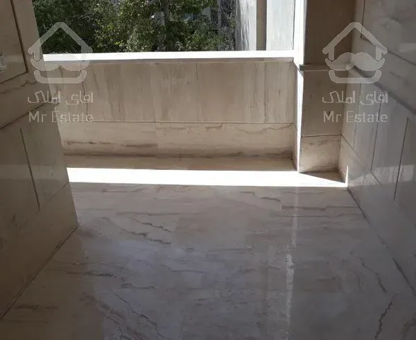 سه خوابه لوکیشن   غرق در نور