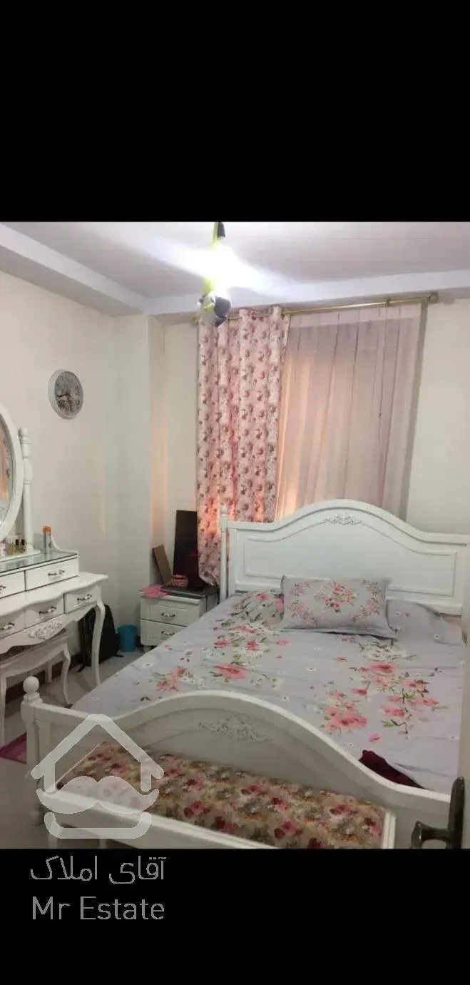 85 متر 2 خواب شهرک شهید باقری  دریاچه چیتگر