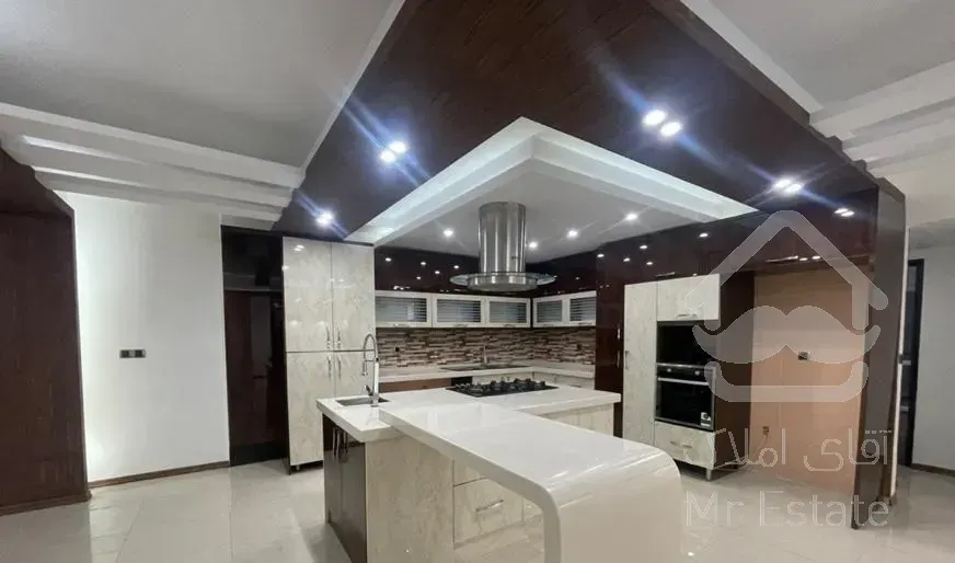 ۱۹۰متر۳خواب۲پارکینگ تاپ لوکیشن زوج جنب پارک