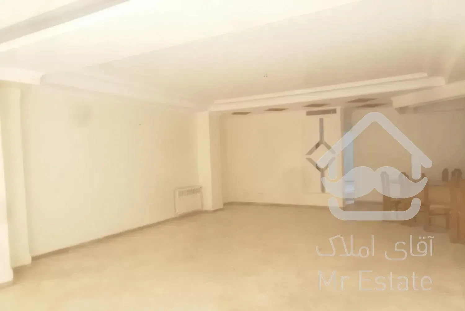 180 متر 3 خواب واقع در دوراهی قلهک