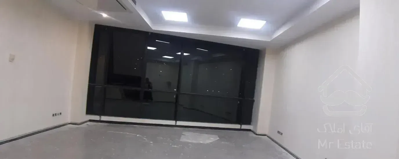 واحد ۸۲متری سند اداری کلید نخورده دریاچه چیتگر