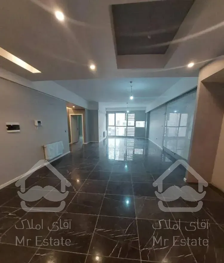 ۱۳۵متر/۳خواب/فول/تاپ لوکیشن/هواساز