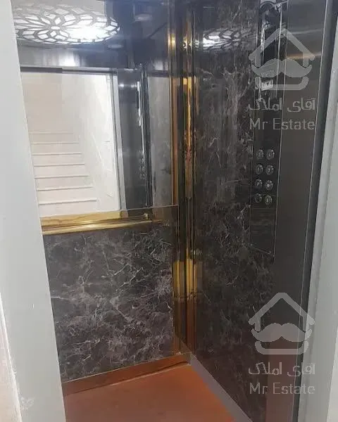 فروش آپارتمان۱۲۰متری(کلیدنخورده)در خیابان استخر