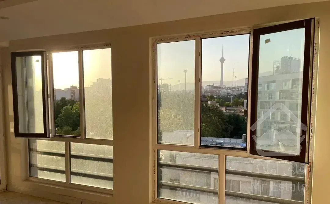 170متر/3خواب/50مترحیاط/زیرقیمت/شهرک والفجر