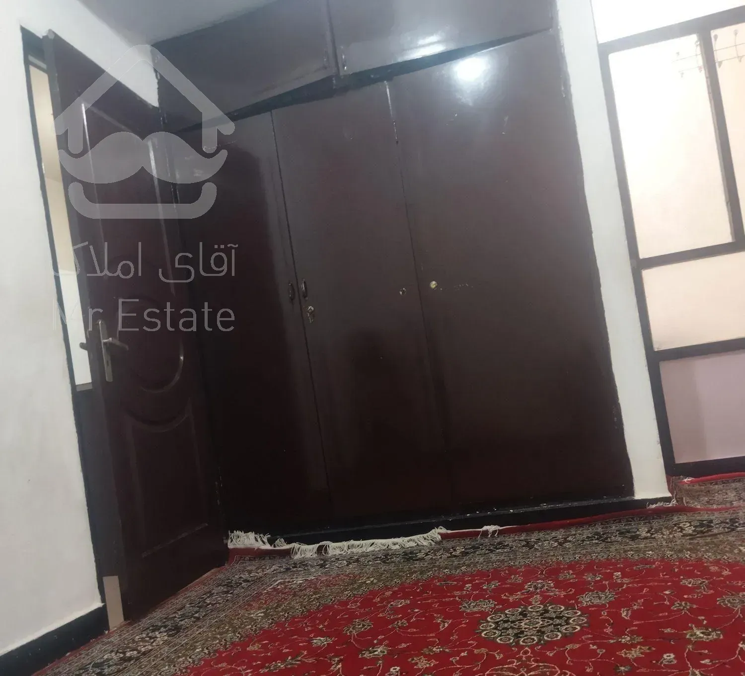 رهن آپارتمان ۶۰ متری ۱ خوابه طبقه ۲ در شمس‌آباد