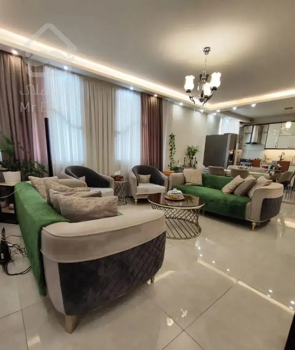 ۸۰ متر ، بسیار لوکس ، غرق در نور / نارمک جنوبی