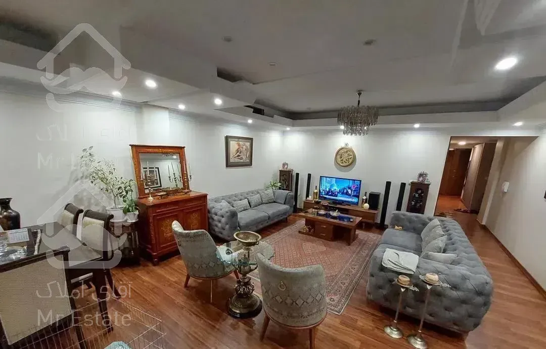 ١٥٦ متر آپارتمان شیان تک واحد یک طبقه پارکینگ مجزا