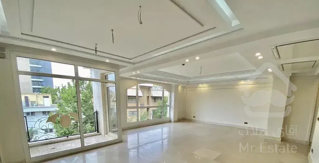 ۱۶۵ متر تکواحدی دو پارکینگ شمال مازیار منصوری